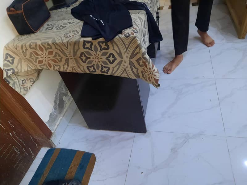 One counter and One table 1
