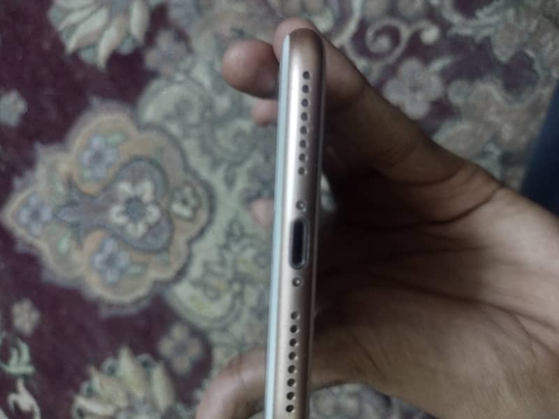 Apple iPhone 8 Plus 64gb 2