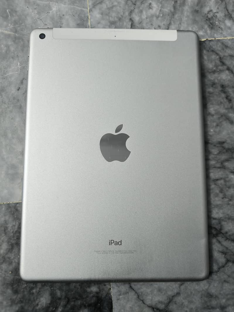 IPAD 6TH GENERATION 1