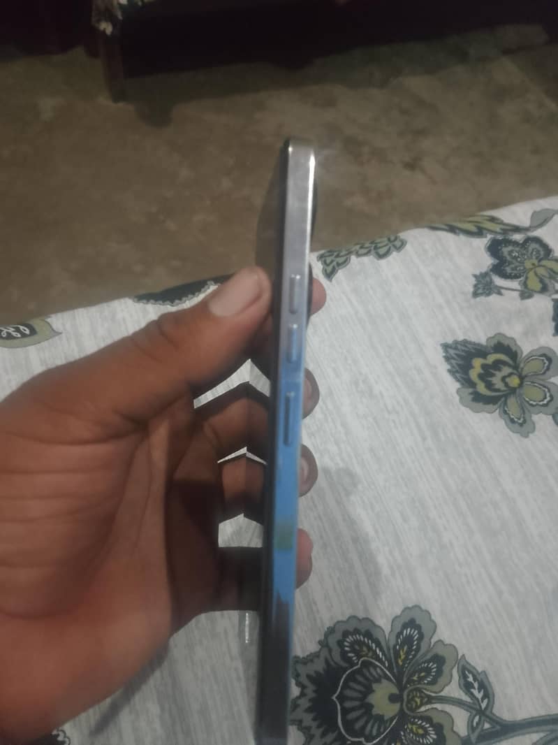 Tecno CAMON 20 1
