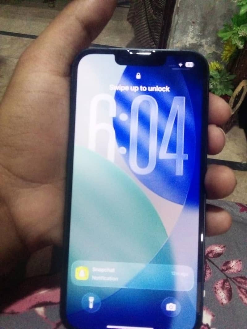 Apple iPhone 13 2