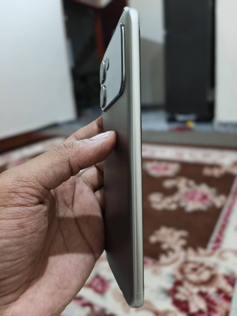 Infinix Note Edge 5g 3