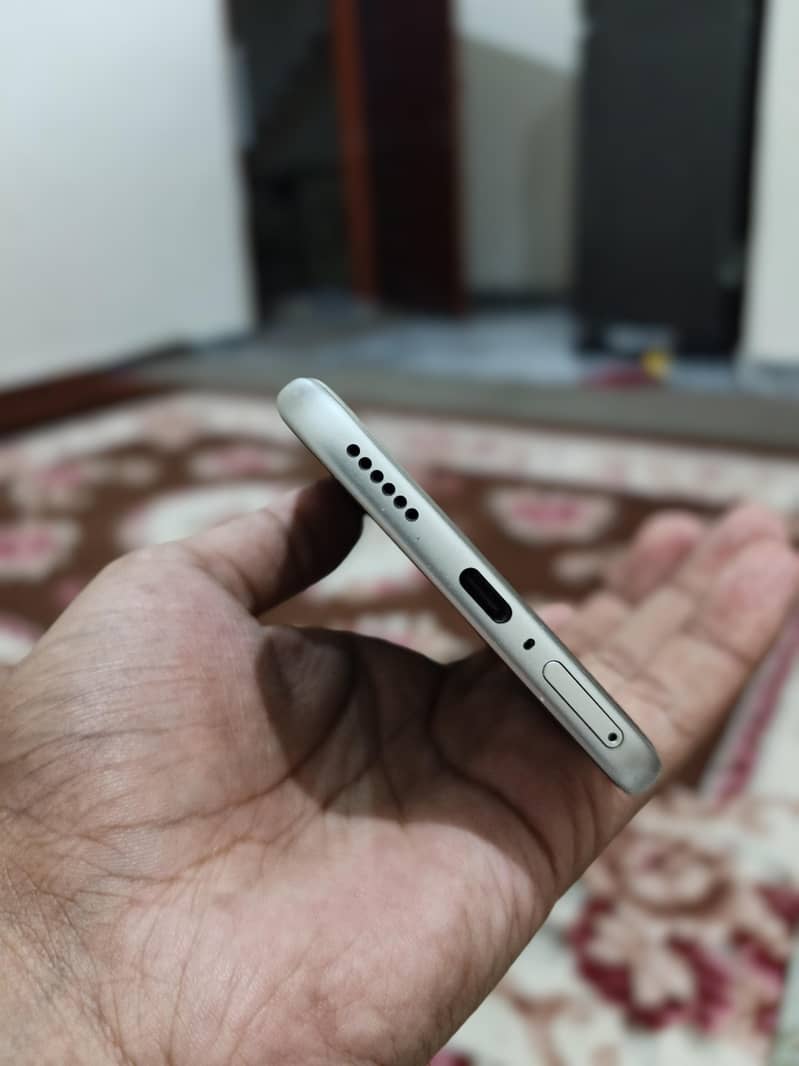 Infinix Note Edge 5g 4