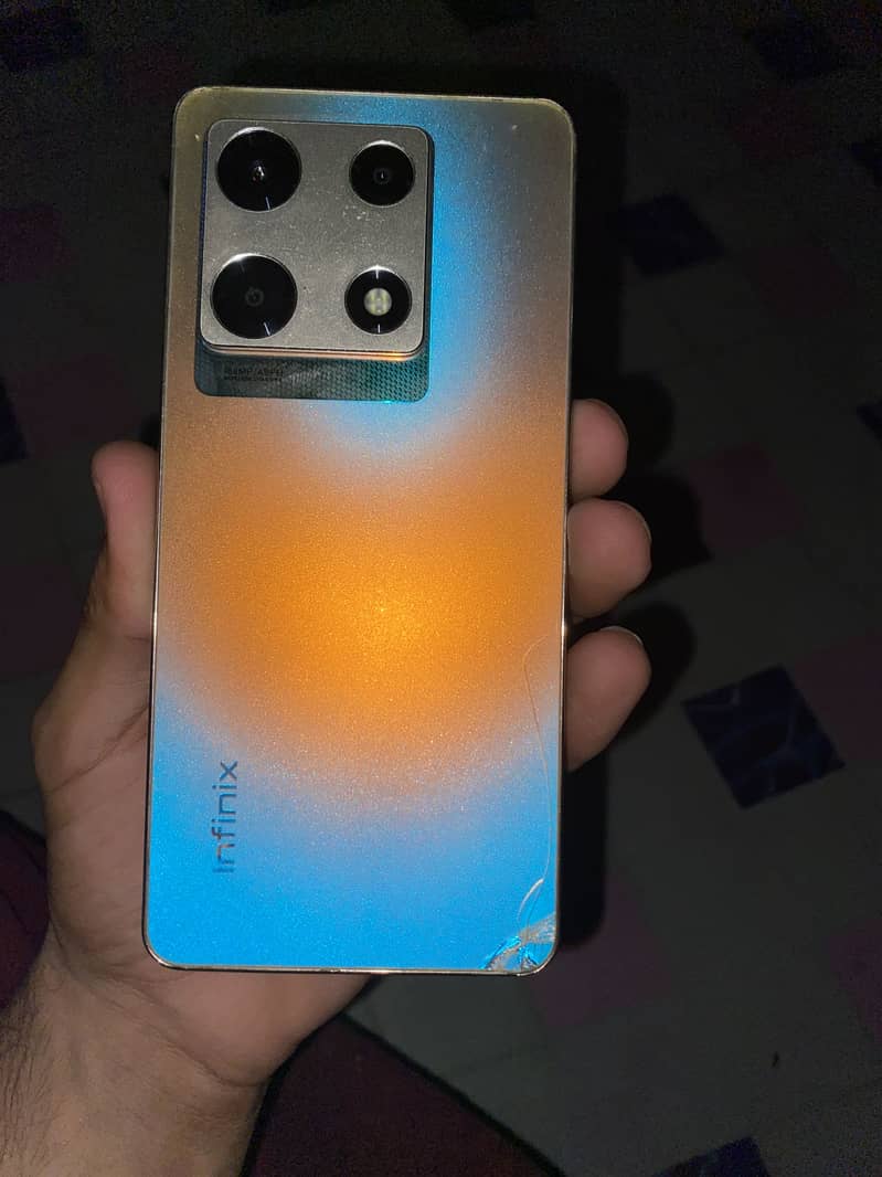 Infinix Note 30 Pro 0