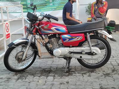 Honda CG 125 2023