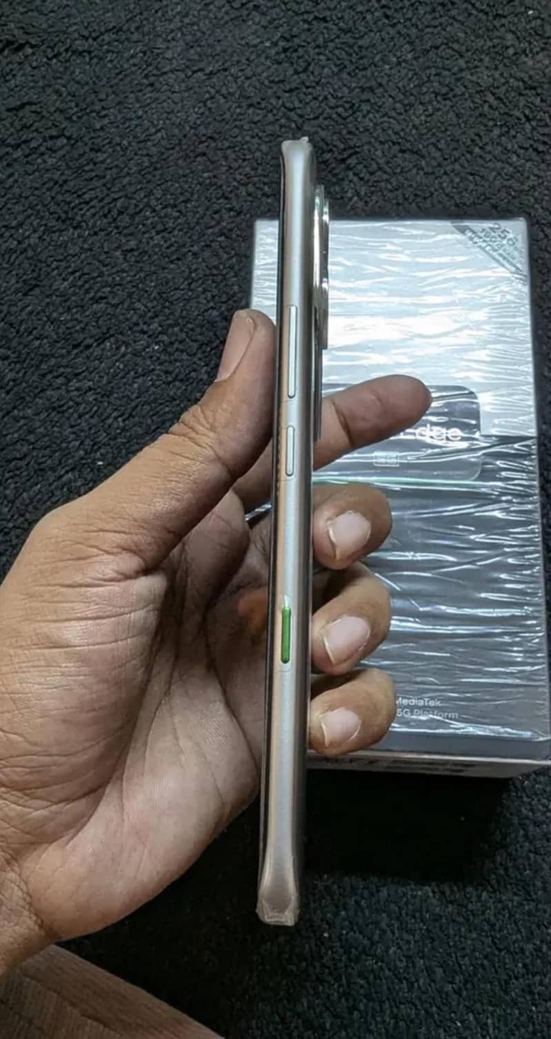 Infinix Note Edge 4