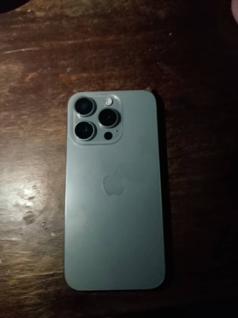 Apple iPhone 15 Pro 1