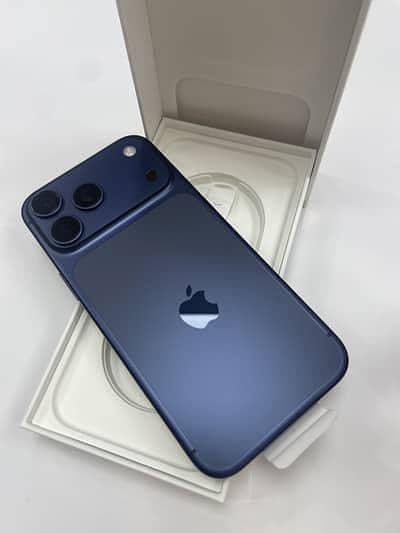 Apple iPhone 17 Pro Max 1st American clone approved