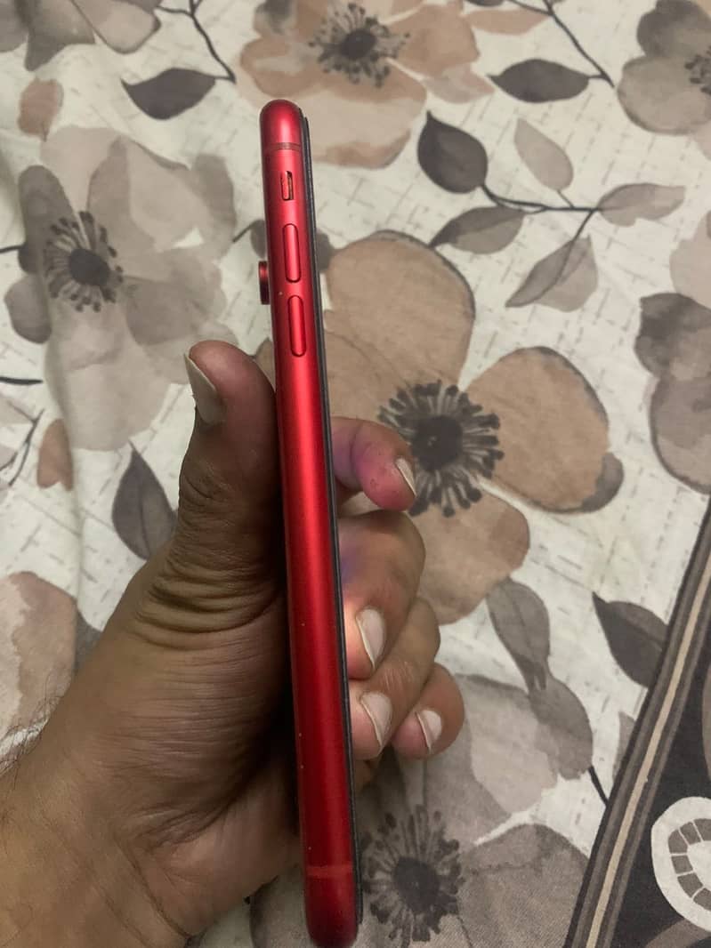 iPhone XR all sim working 6