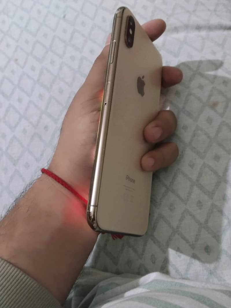 Apple iPhone XS Max 6