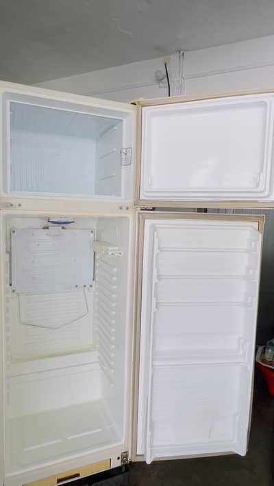 Dawlance 9166 Fridge - Full Clean - All Accessories OK