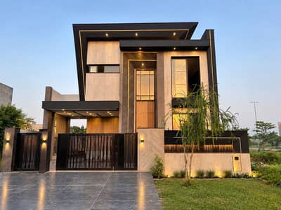 Luxurious 10 Marla Fully Furnished House with Basement Party Hall for Sale!