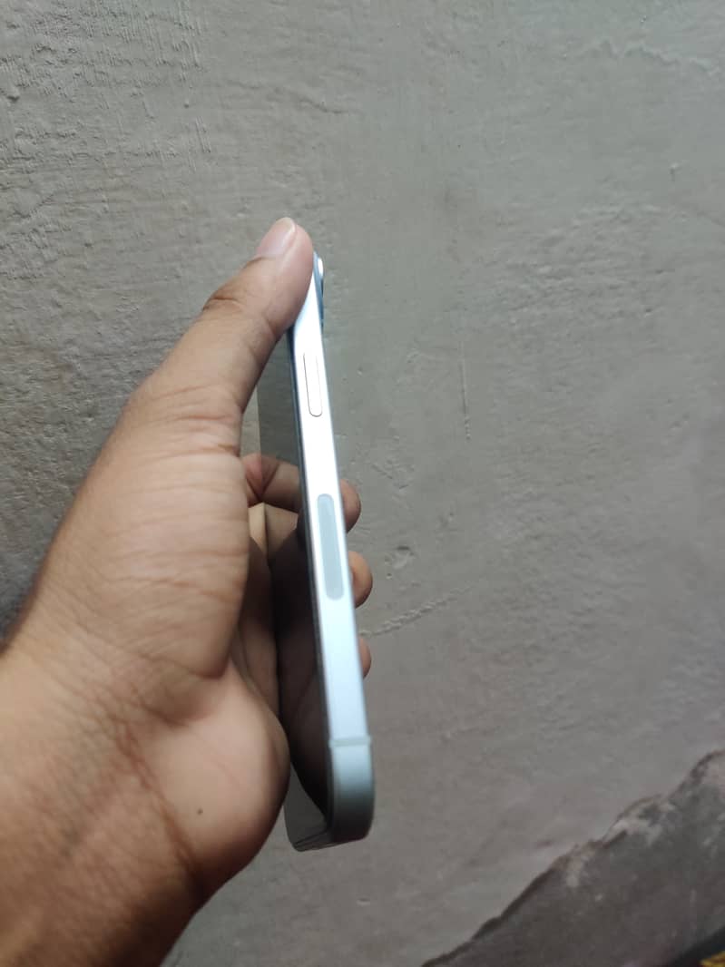 Apple iPhone 15 1
