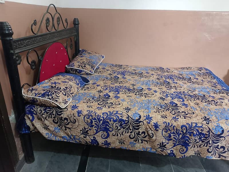 Iron bed 2