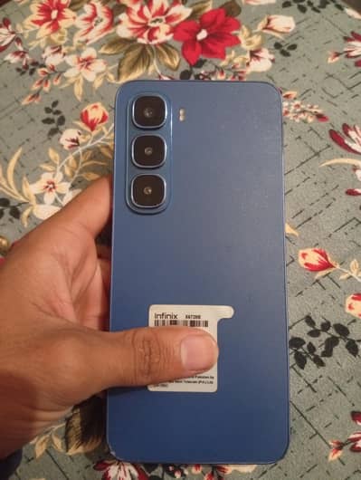 Infinix Hot 60i 6/128 with box all oky