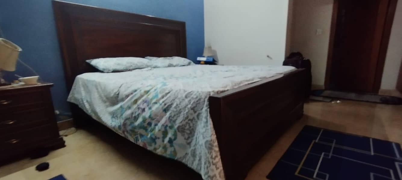 Solid Wood Complete Bedroom Set 1