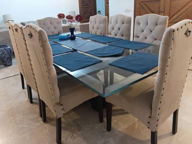Dining Table plus 08 chairs 3