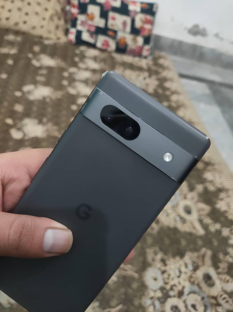 Google Pixel 7a 4