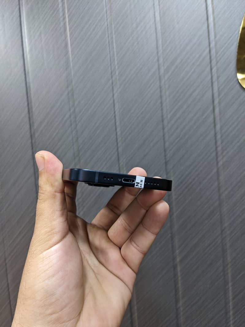Apple iPhone 14 2