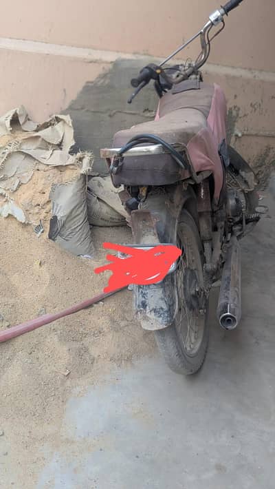 گاڑی بھتر ہے رننگ میں ہے