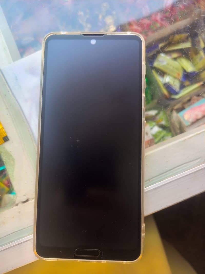 Sharp Aquos R5G 0