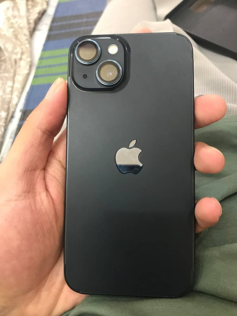 Apple iPhone 13 0