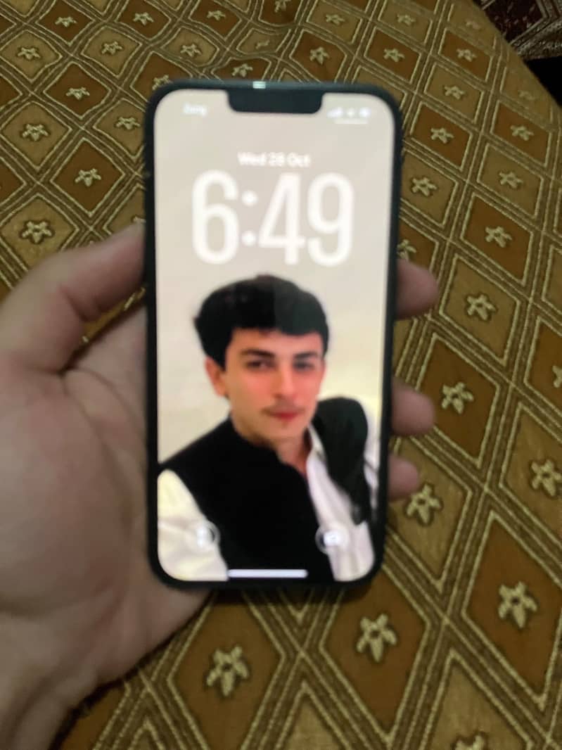 Apple iPhone 13 3