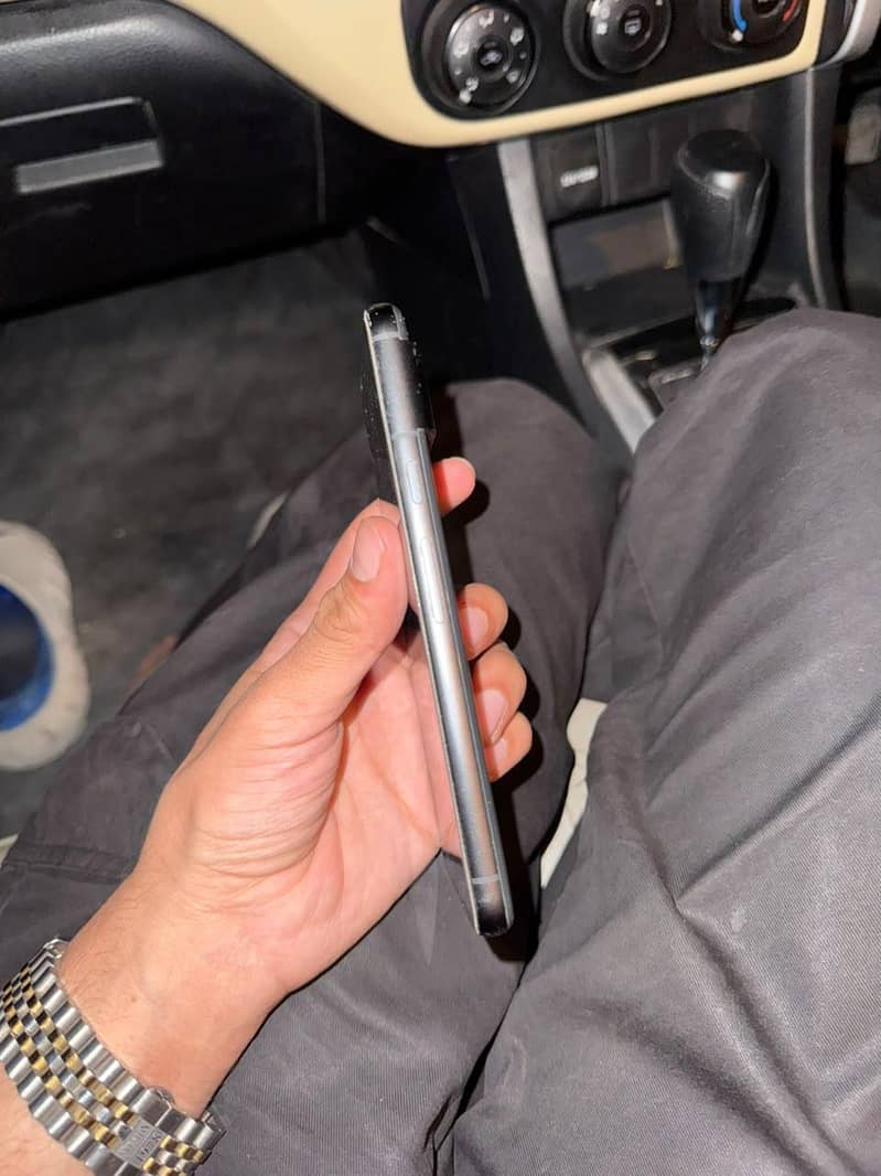 Google Pixel 8 3