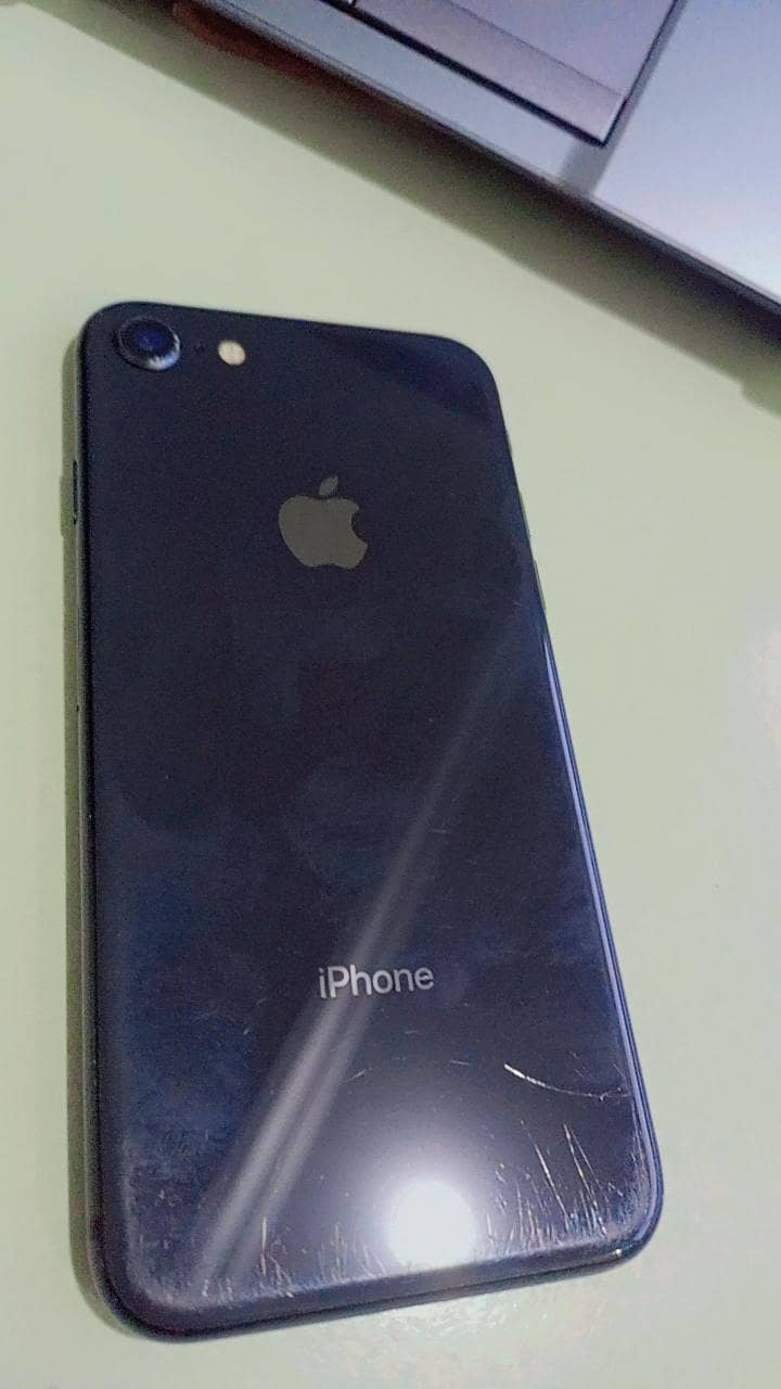 iPhone 8 1