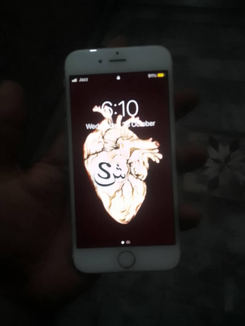 Apple iPhone 6S 1