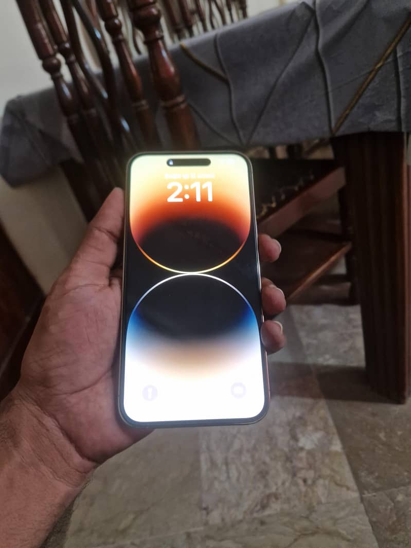 Apple iPhone 14 Pro Max 0