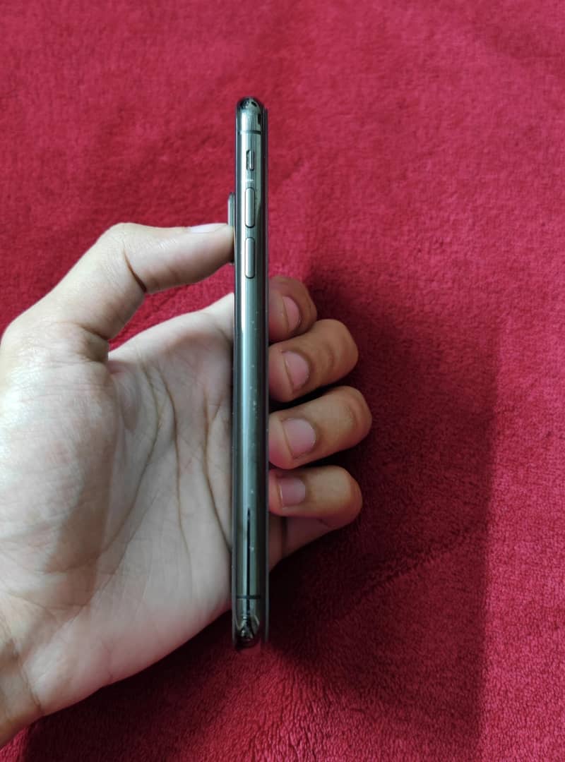 Apple iPhone X 2