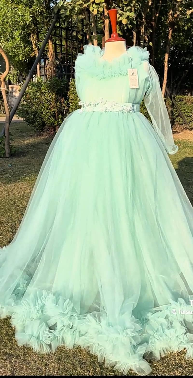 green mint stylish maxi 1