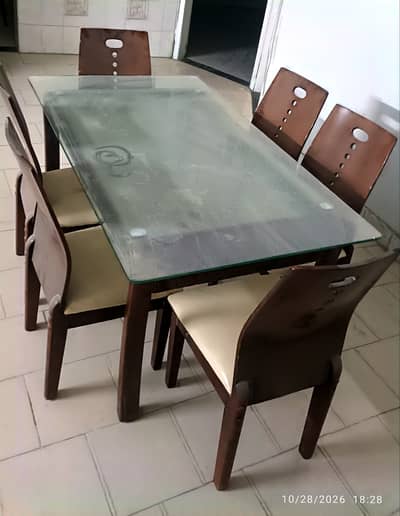 Dining table with 6 chairs and Coffee table with 2 chairs