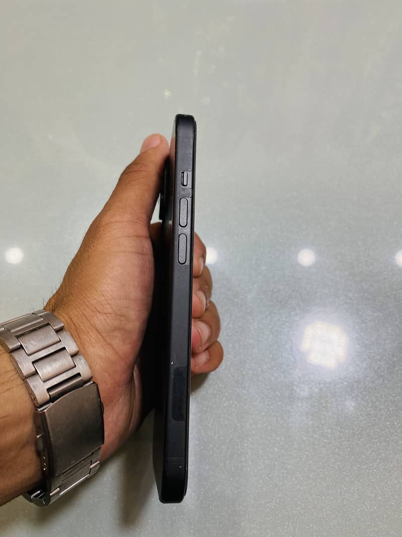 Apple iPhone 15 2