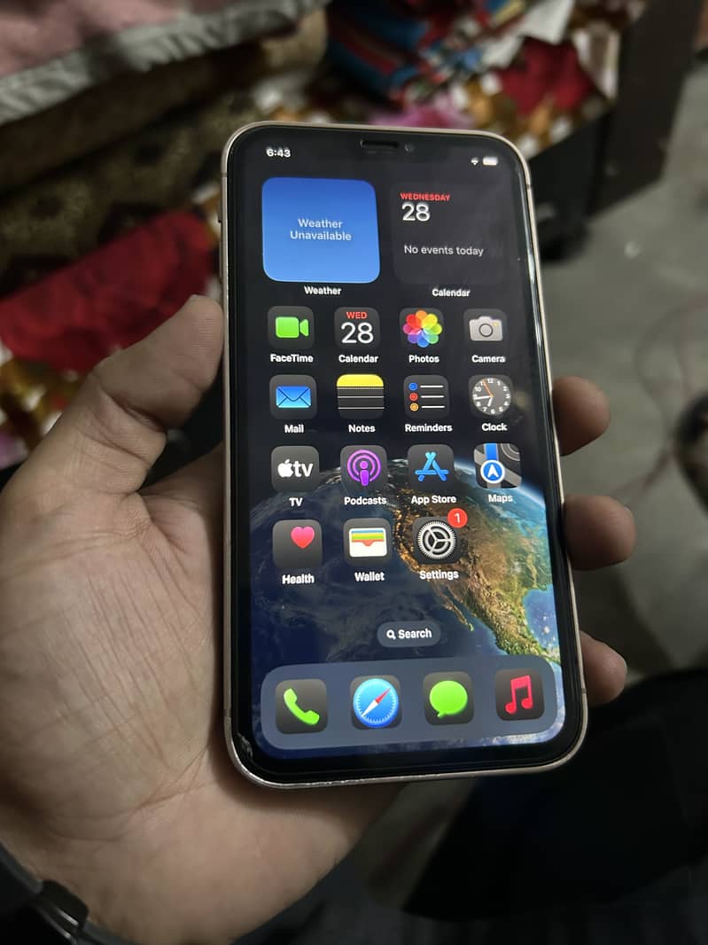 Apple iPhone XR 0