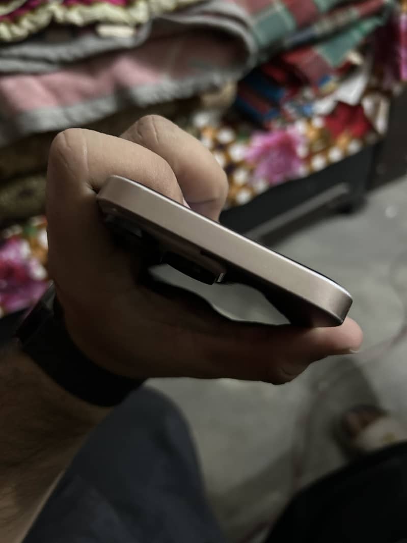 Apple iPhone XR 3