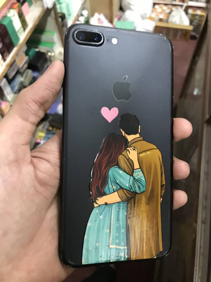 Apple iPhone 7 Plus 4