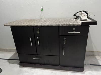 Iron stand jumbo size great condition