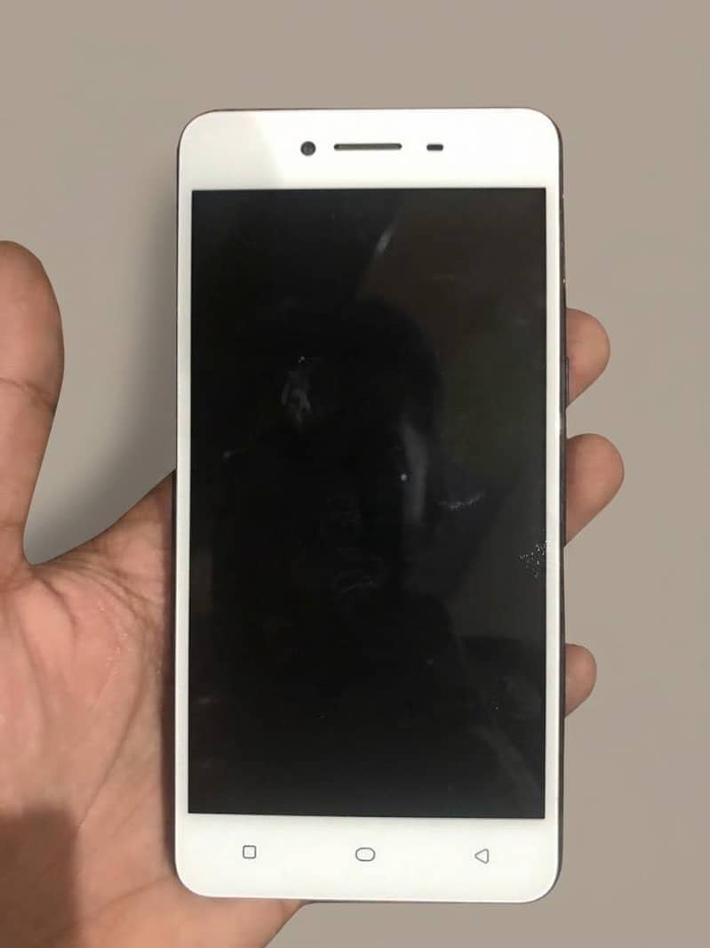 OPPO A37 0