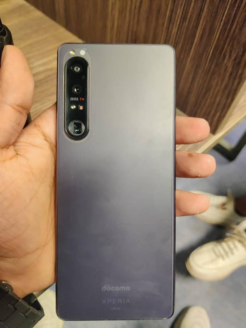 Sony 1 IV 0