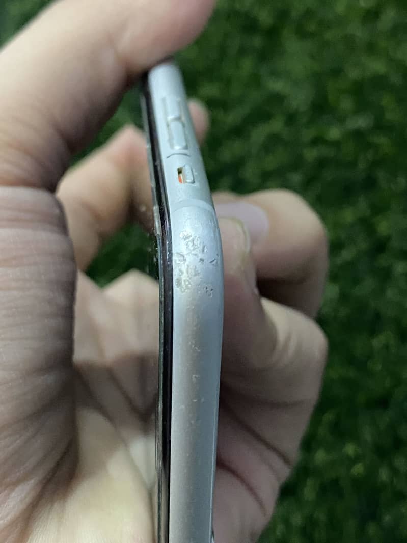 Apple iPhone 6S 2