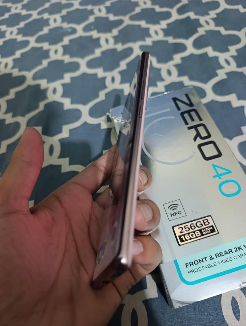 Infinix Zero 40 2
