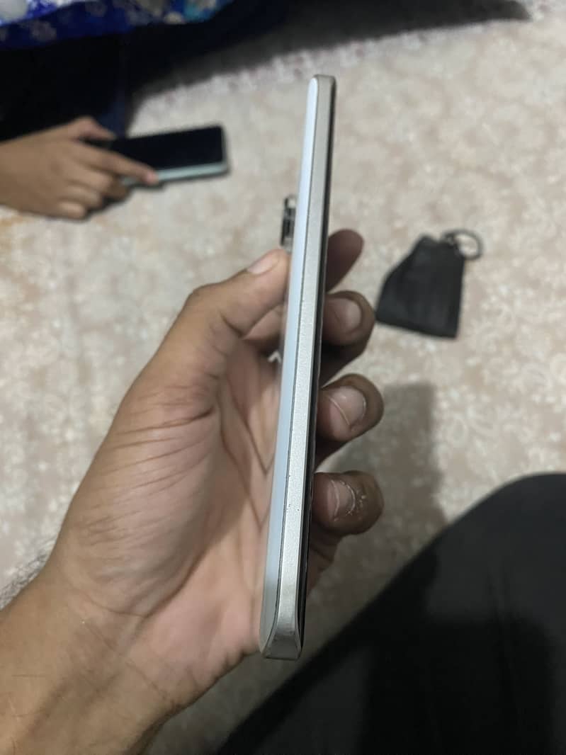 Xiaomi Redmi Note 13 Pro Plus 2