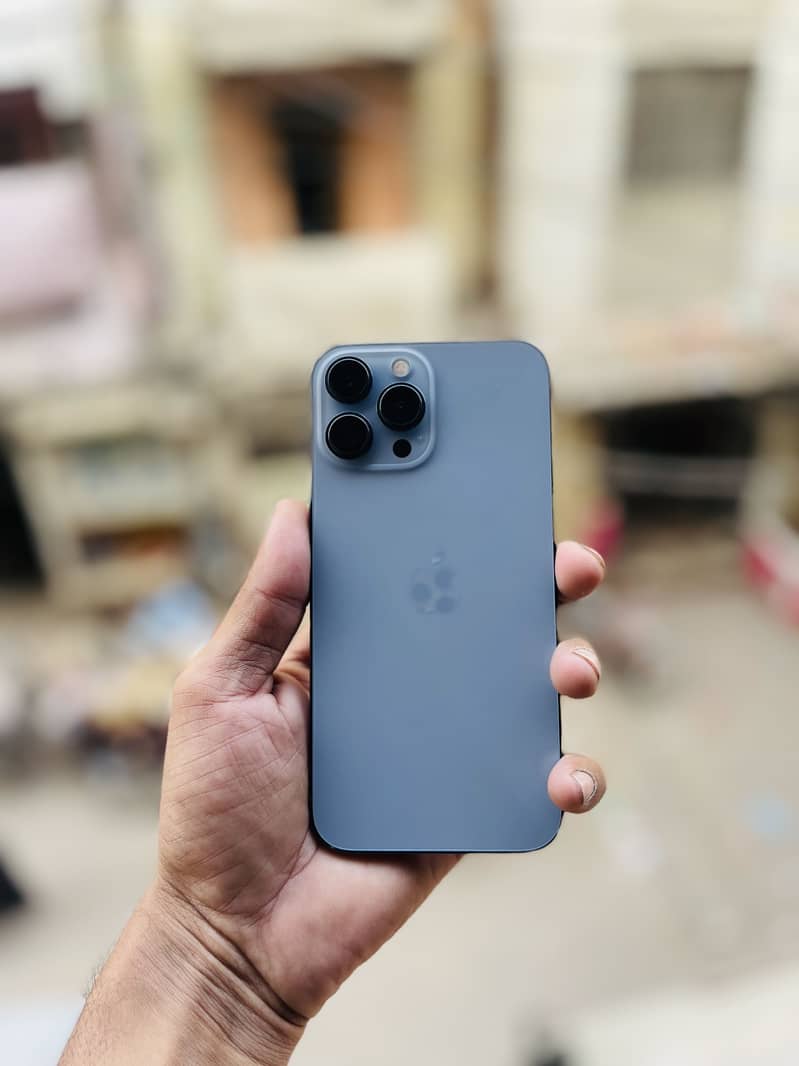 Apple iPhone 13 Pro Max FU 3