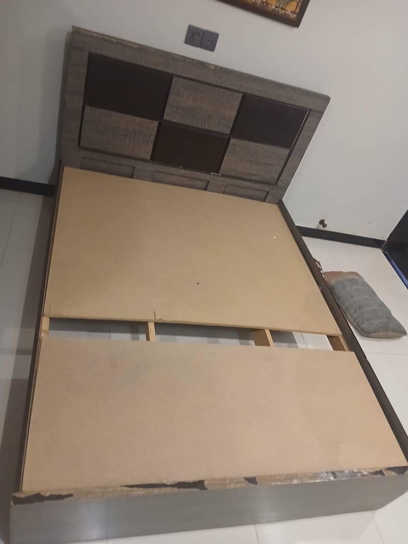Single bed with mattress 1