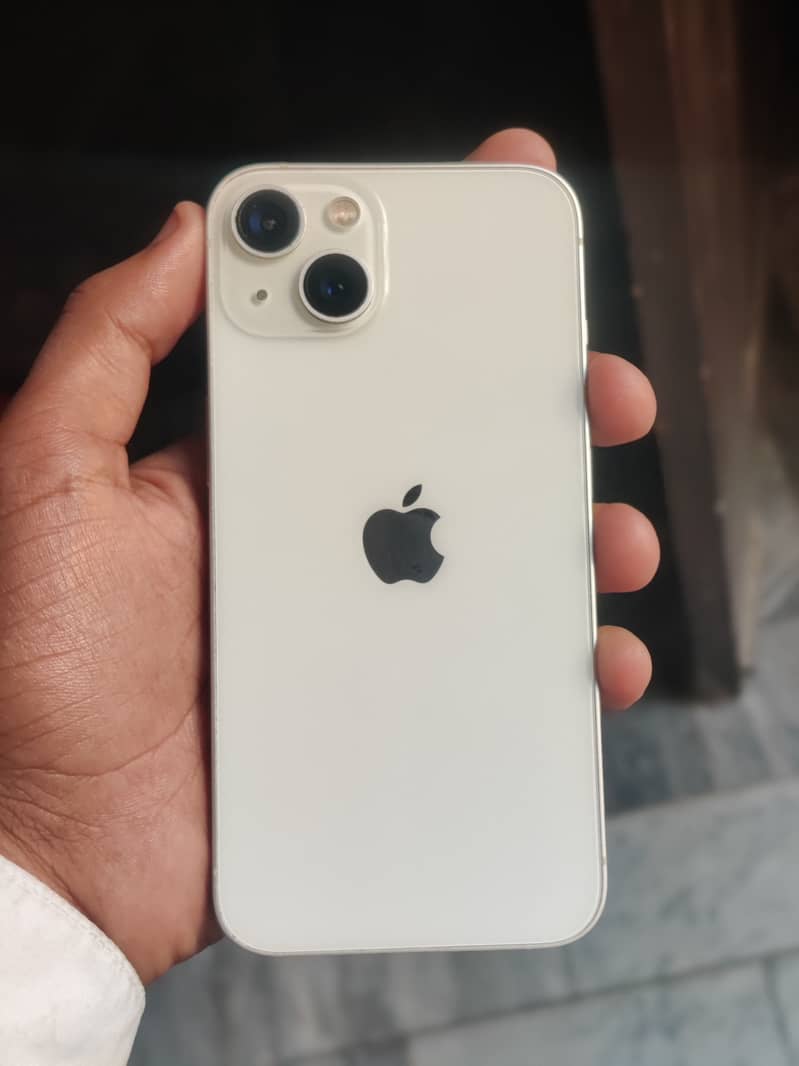 Apple iPhone 13 7