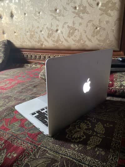MAC BOOK PRO 2015 13inchi