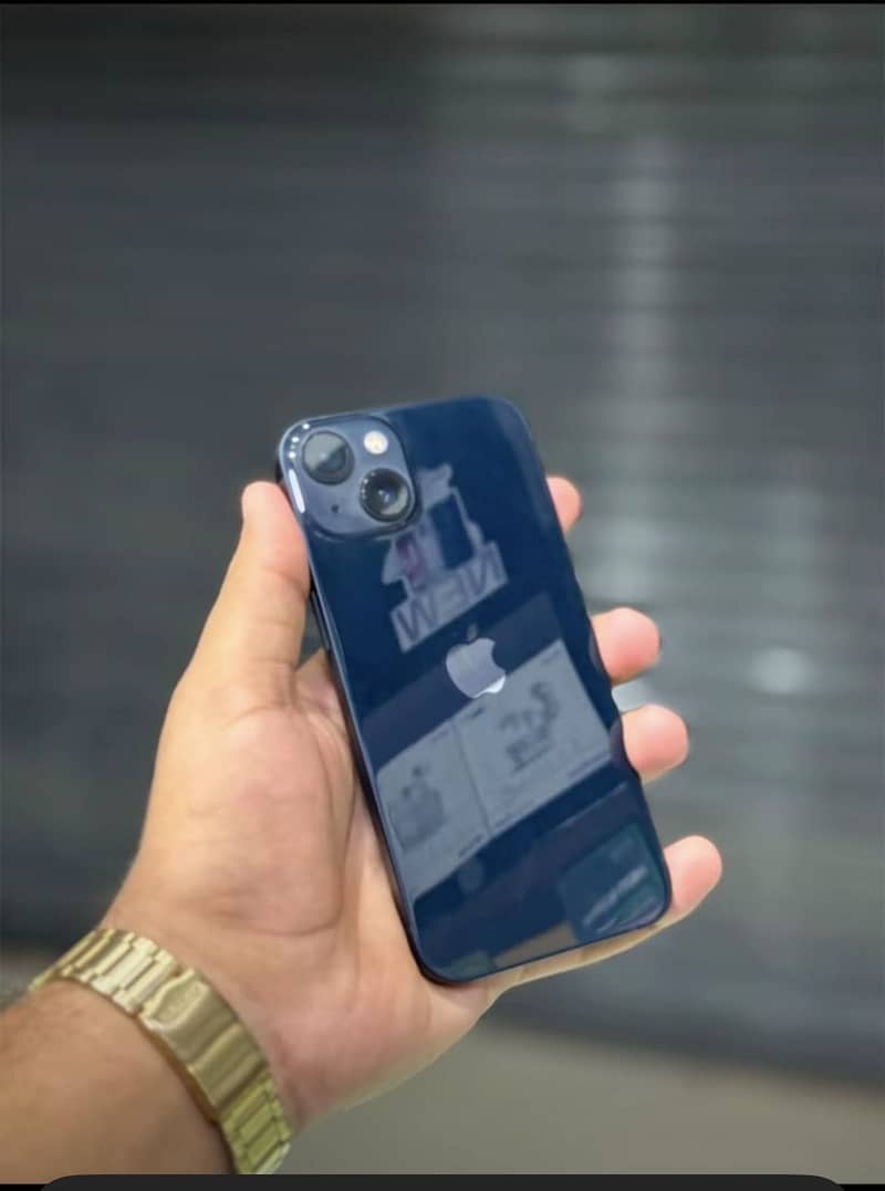 Apple iPhone 13 3
