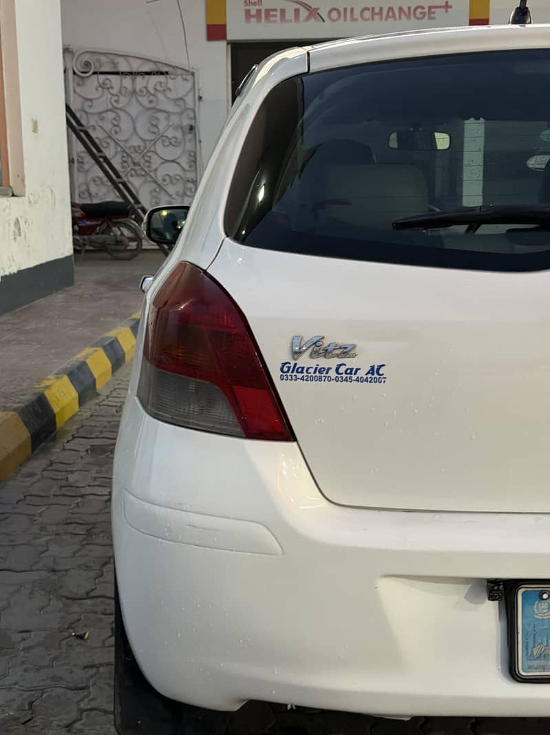 Toyota Vitz 2012 12